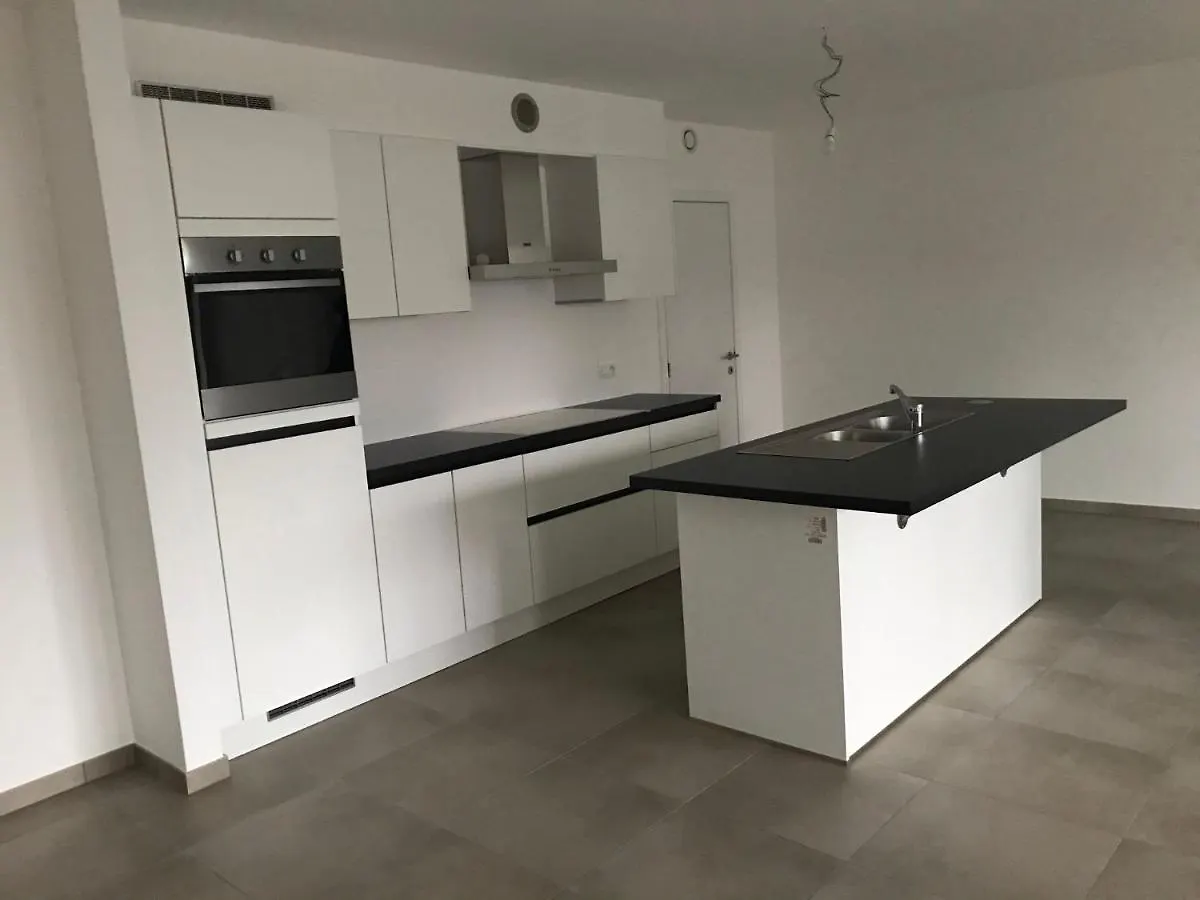 Appart Neuf Pret De L'Otan Apartment Brussels Belgium