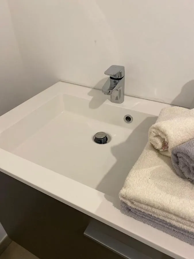 Appart Neuf Pret De L'Otan Apartment Brussels Belgium